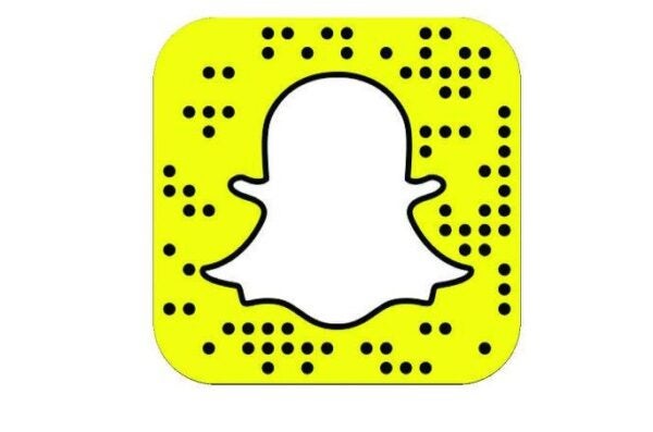 Snapchat code for the UIC AARC featuring a dot QR code embedded in the yellow ghost snapchat logo.